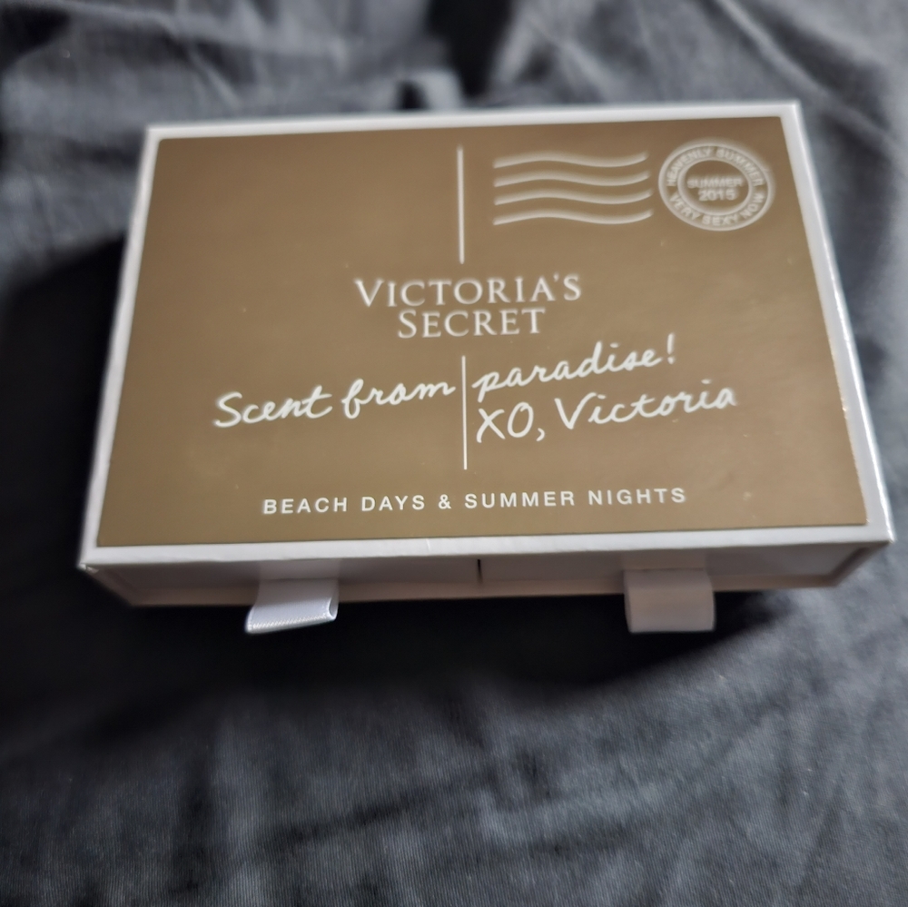 Victoria Secret Summer EAU Box